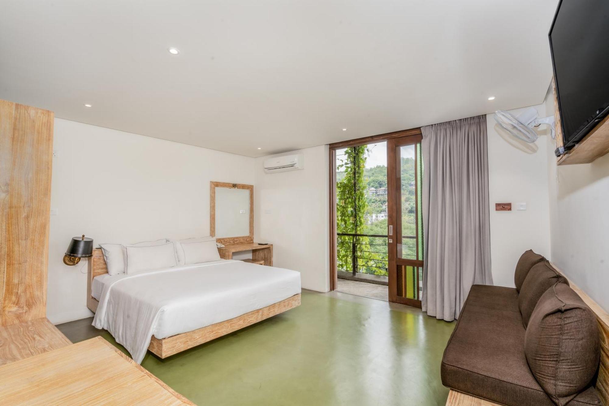 Lake Avenue Hotel Канди Екстериор снимка
